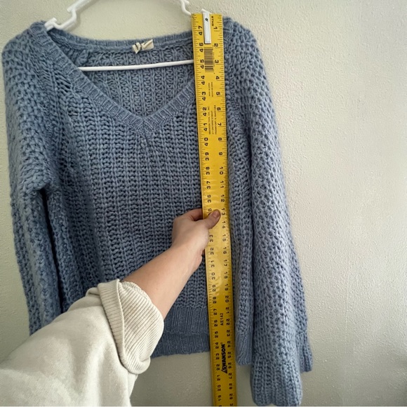 Moth Coastal Blue Knitted bell sleeve sweater size Medium wool blend - Picture 5 of 12